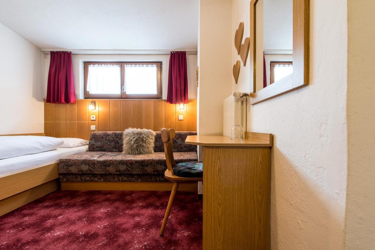 Garni Niederbacher Hotel 3*