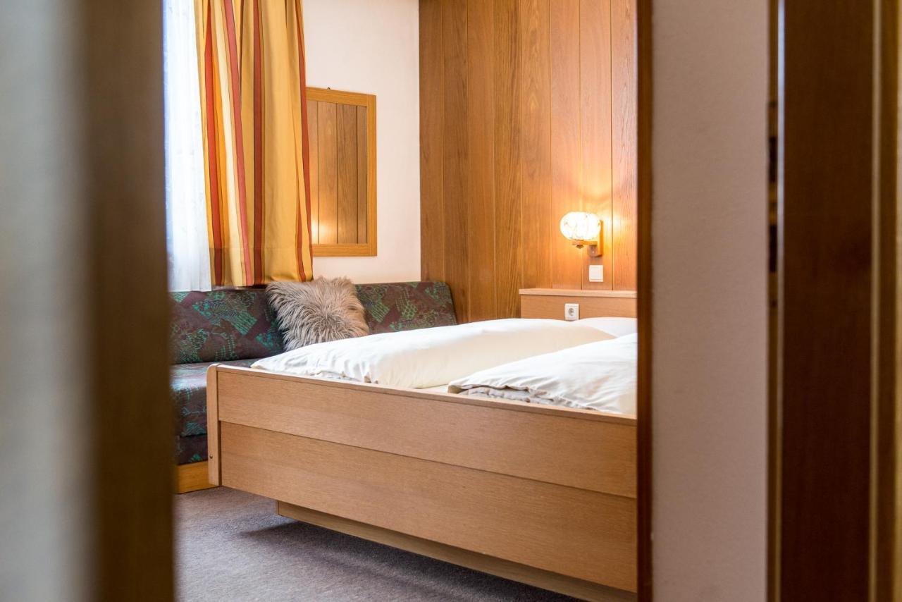Hotel Garni Niederbacher Sand in Taufers