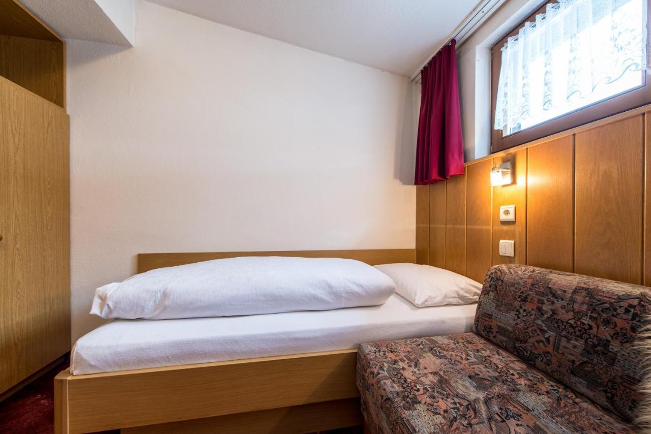 Hotel Garni Niederbacher Sand in Taufers